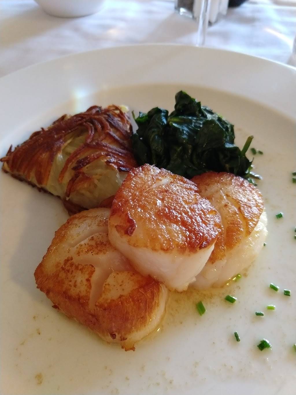 La Petite Folie | restaurant | 1504 E 55th St, Chicago, IL 60615, USA | 7734931394 OR +1 773-493-1394