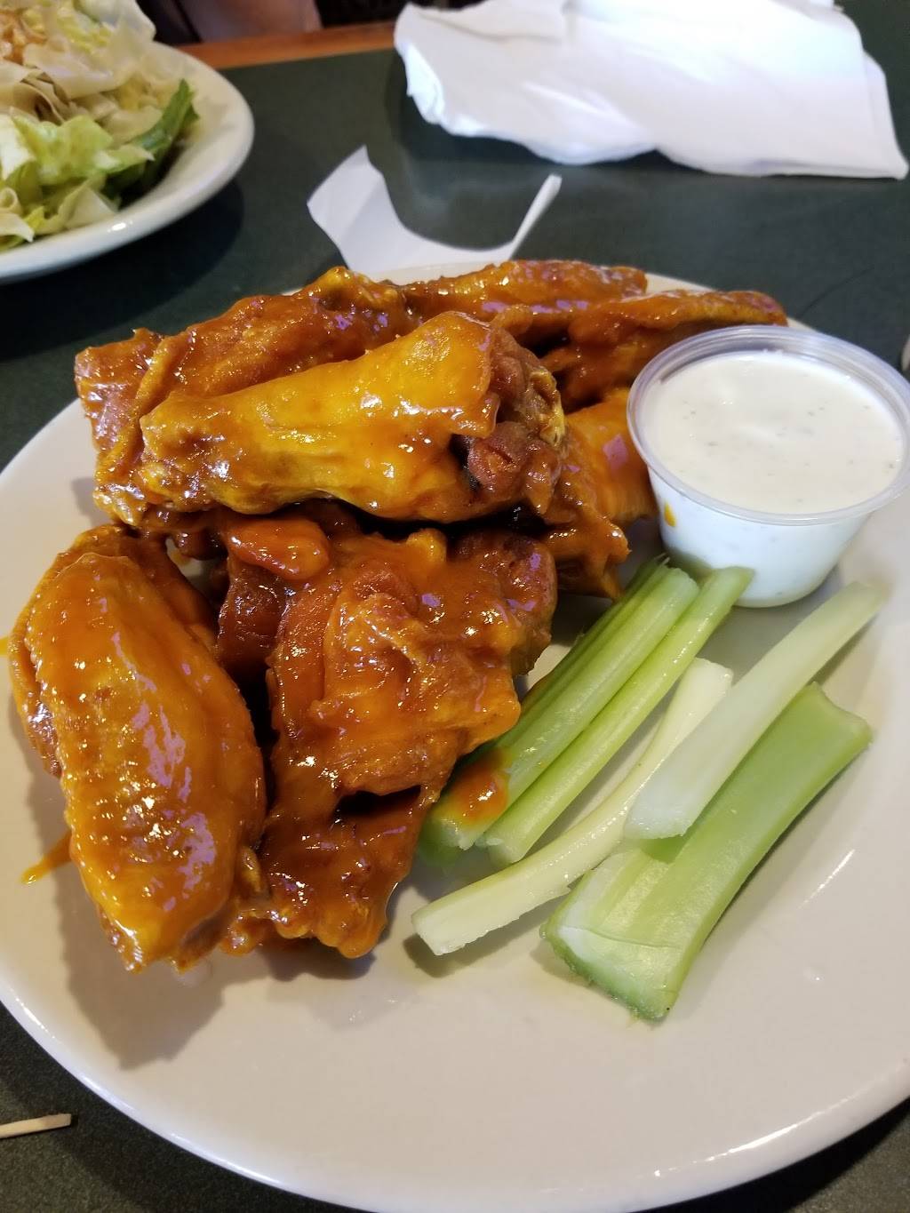 Goldies Sports Cafe | cafe | 10135 E Vía Linda, Scottsdale, AZ 85258, USA | 4804516269 OR +1 480-451-6269