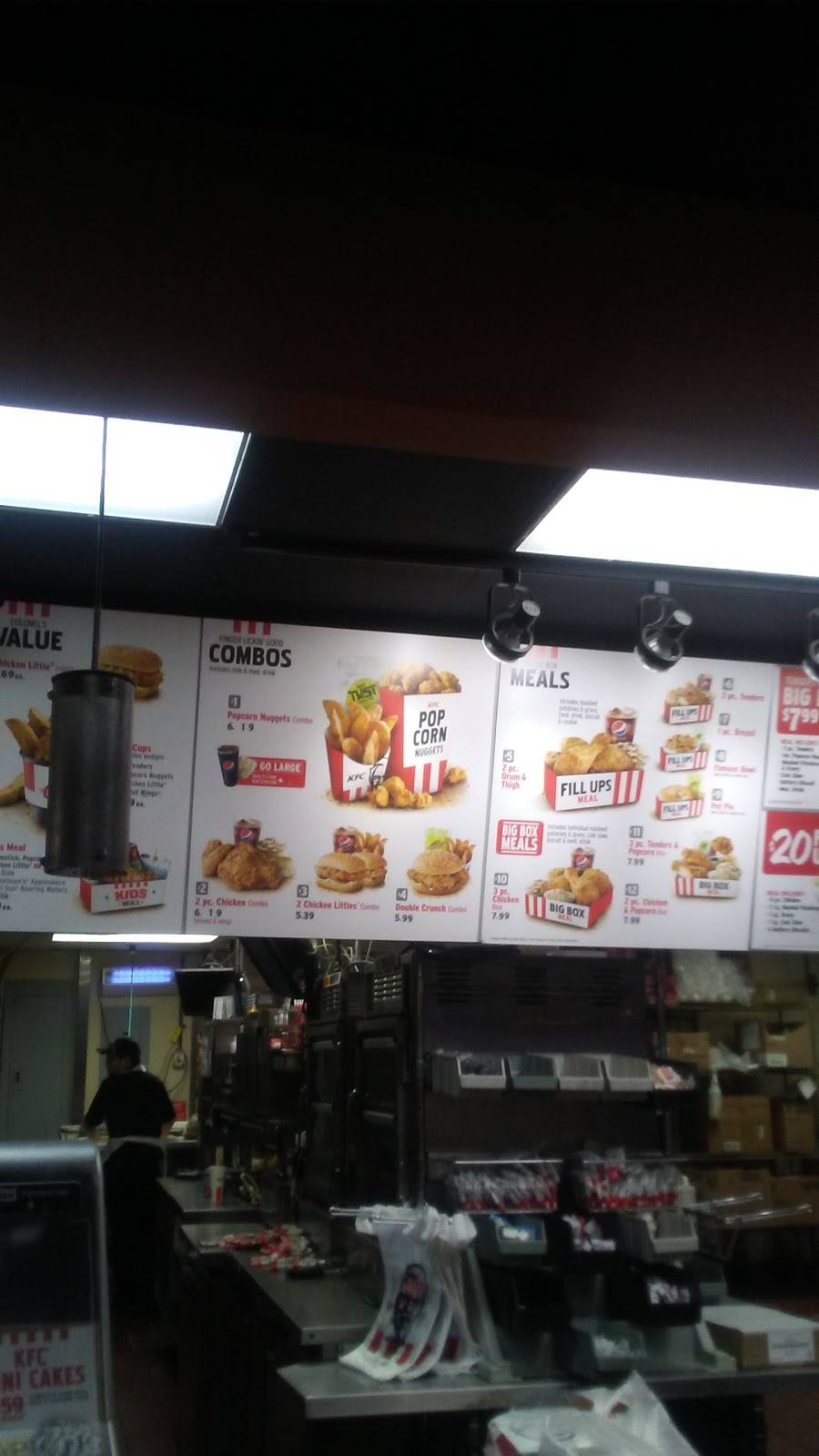 KFC | restaurant | 1170 42nd Ave, East Moline, IL 61244, USA | 3097960055 OR +1 309-796-0055