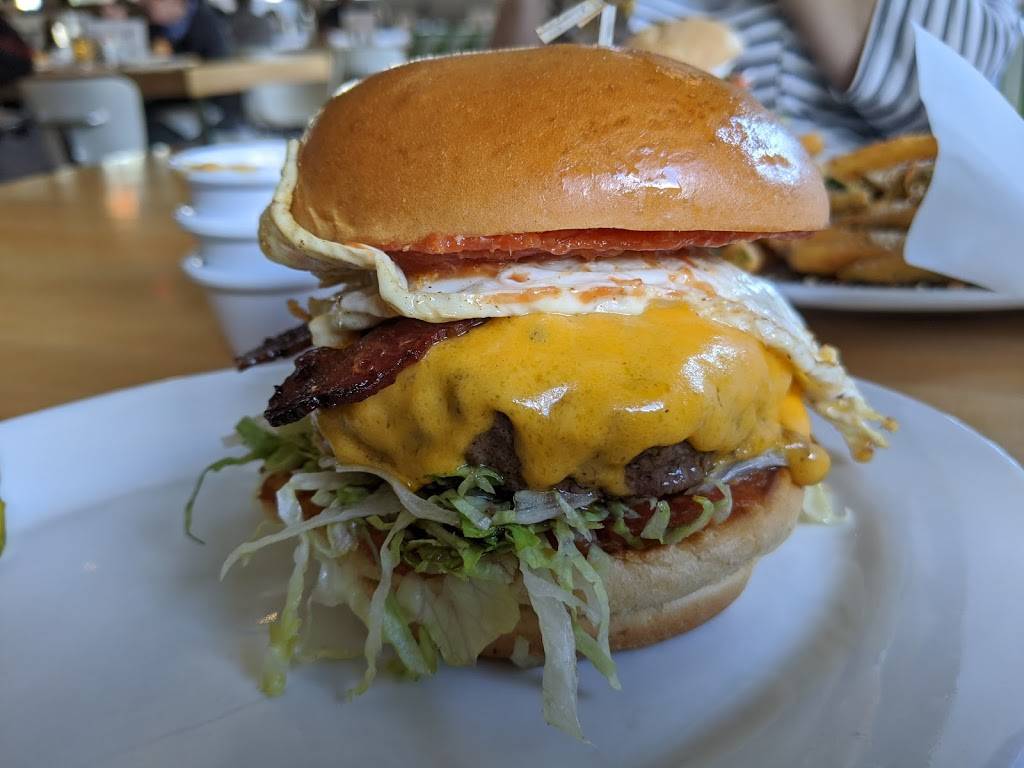 Zinburger Wine & Burger Bar | restaurant | 4555 Ashford Dunwoody Rd, Dunwoody, GA 30346, USA | 4702464868 OR +1 470-246-4868