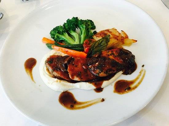 Amalfi Ristorante Italiano & Bar | restaurant | 6100 Westheimer Rd, Houston, TX 77057, USA | 7135322201 OR +1 713-532-2201