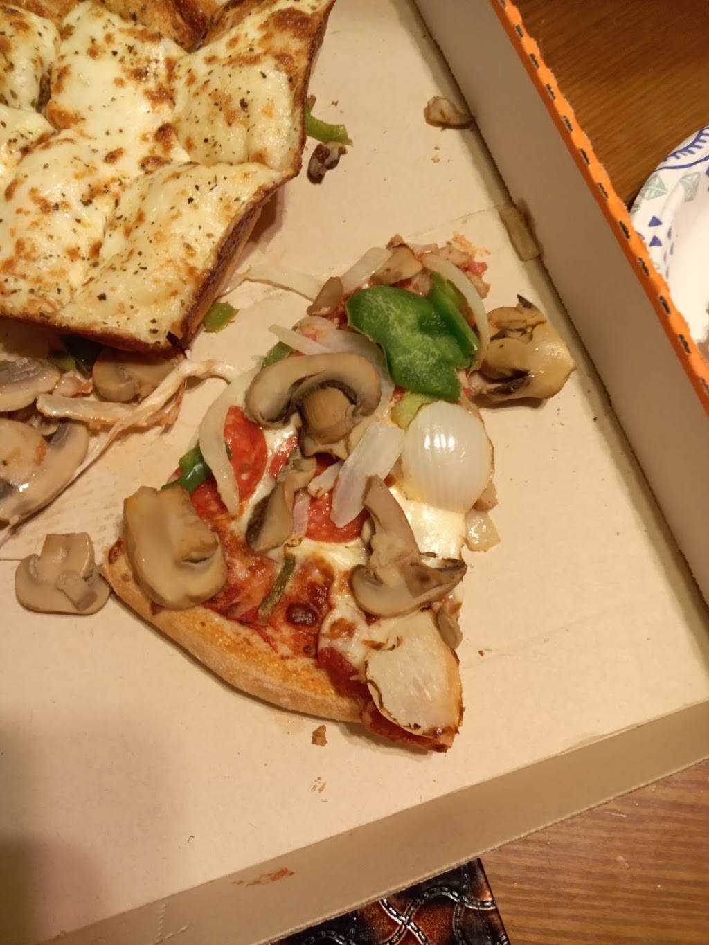 Little Caesars Pizza | meal takeaway | 211 S Lowry St, Smyrna, TN 37167, USA | 6153551996 OR +1 615-355-1996