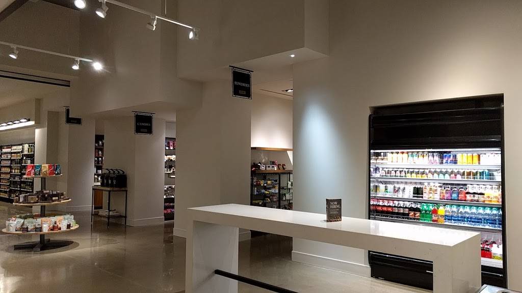 Falls City Market | restaurant | 400 S 2nd St, Louisville, KY 40202, USA | 5023136664 OR +1 502-313-6664