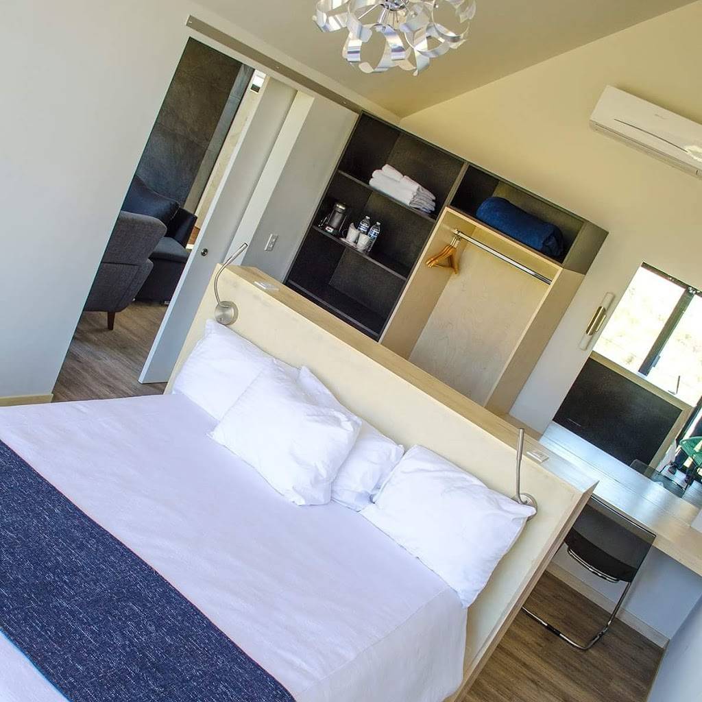 Rocas Del Valle | cafe | Carr. Francisco Zarco - El Tigre Km 11, 22750 Valle de Guadalupe, B.C., Mexico | 016466881950 OR +52 646 688 1950