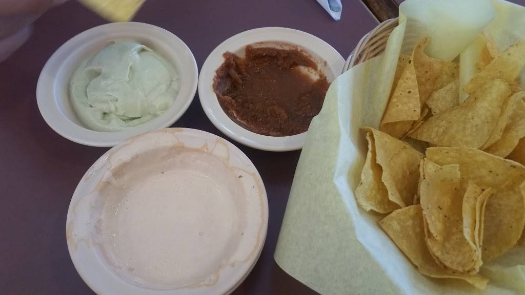 Yolis Mexico Grande | restaurant | 1015 E Benson Hwy, Tucson, AZ 85713, USA | 5208340160 OR +1 520-834-0160