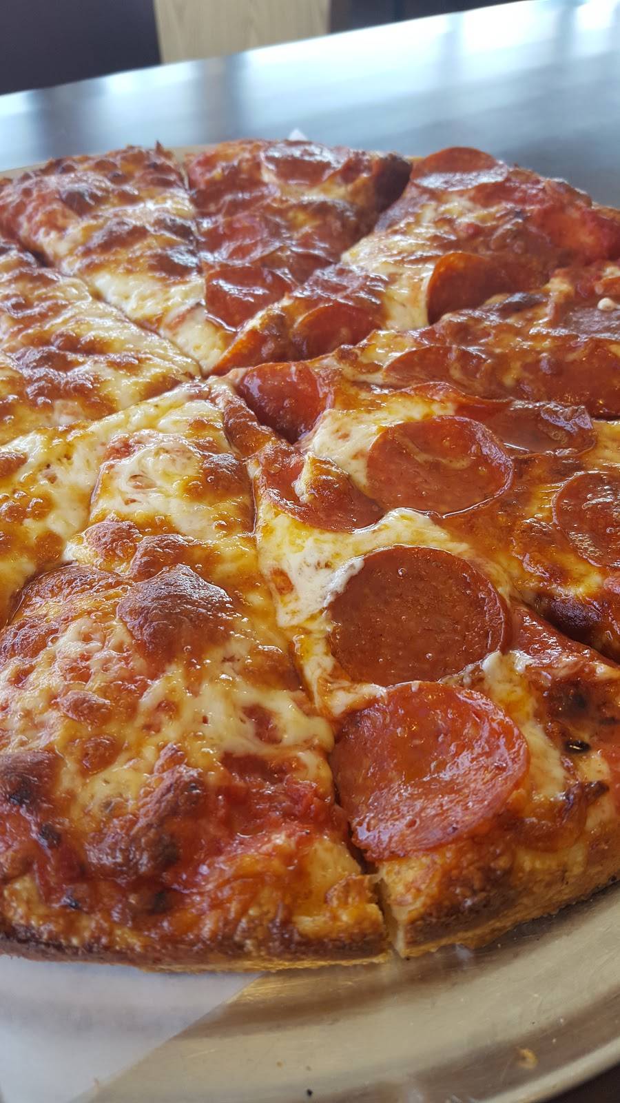 Tonys Pizza Palace | restaurant | 531 Pontiac Ave, Cranston, RI 02910, USA | 4017811334 OR +1 401-781-1334