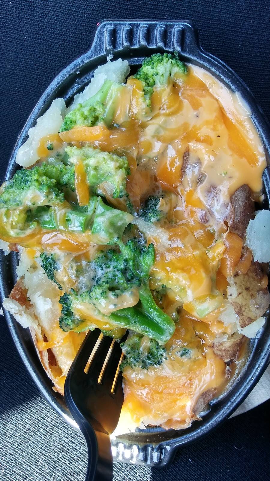 Arbys | restaurant | 8201 Jefferson Davis Hwy, Richmond, VA 23237, USA | 8042717249 OR +1 804-271-7249