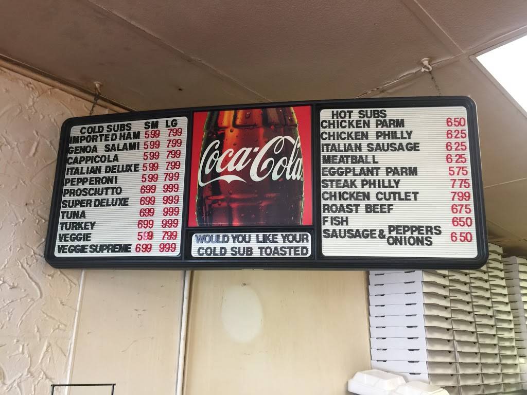 Giuseppes Pizza & Subs | restaurant | 5848 Mayfield Rd, Mayfield Heights, OH 44124, USA | 4404490626 OR +1 440-449-0626