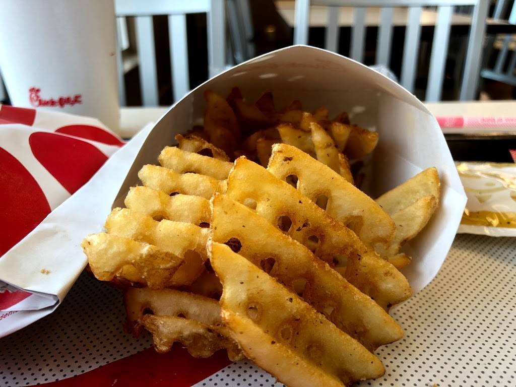 Chick-fil-A | restaurant | 8492 TN-3 N, Millington, TN 38053, USA | 9018721115 OR +1 901-872-1115