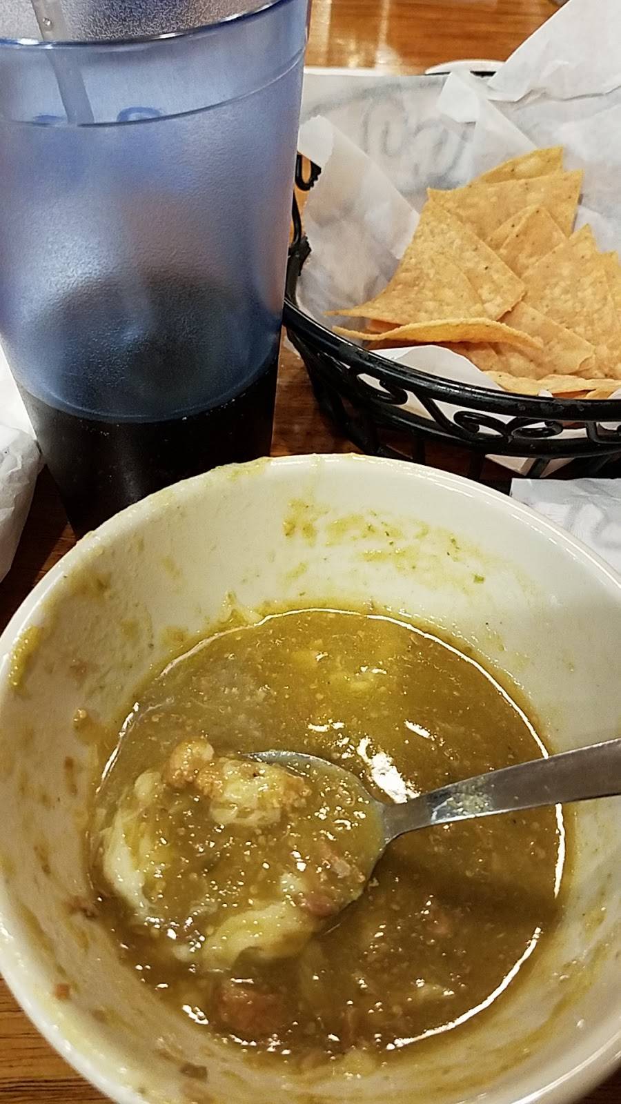 Me & Marthas Express | restaurant | 505 E Tulare St, Dinuba, CA 93618, USA | 5595912298 OR +1 559-591-2298