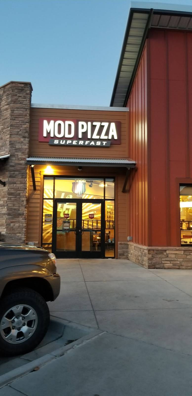 MOD Pizza | restaurant | 1137 Diamond Cir Suite 400, Lafayette, CO 80026, USA | 7205023486 OR +1 720-502-3486
