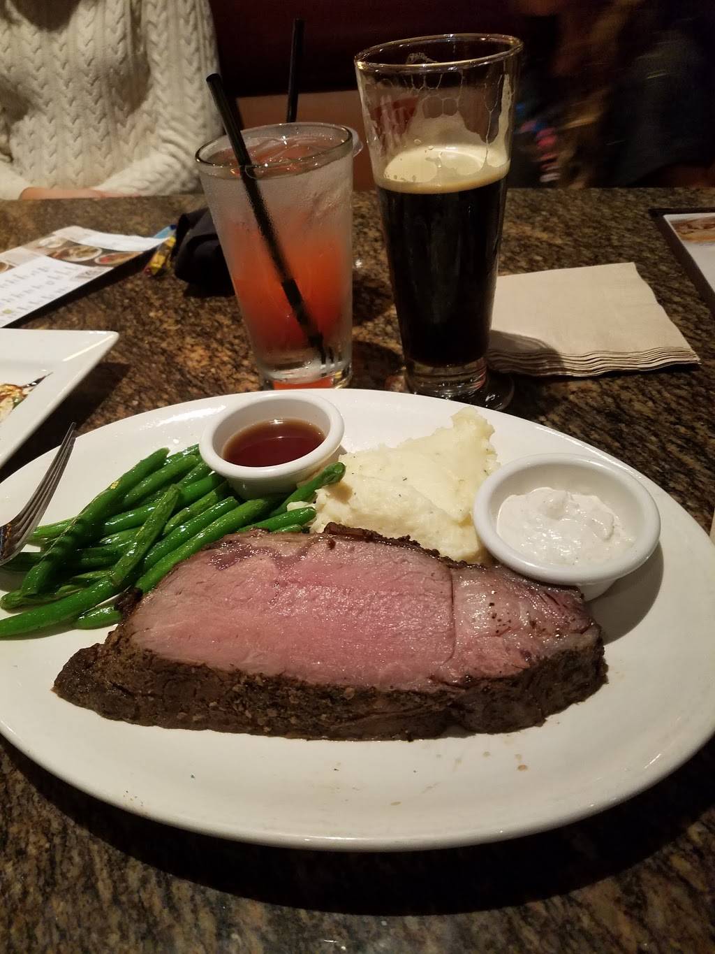 BJs Restaurant & Brewhouse | restaurant | 461 W Esplanade Dr, Oxnard, CA 93030, USA | 8054851124 OR +1 805-485-1124