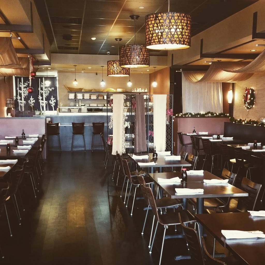 Sushigawa | restaurant | 2601 W Lake Ave, Peoria, IL 61615, USA | 3096799300 OR +1 309-679-9300