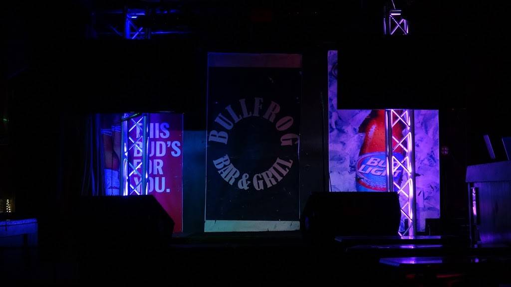 Bullfrog Bar & Grill | restaurant | 15414 Telegraph Rd, Redford Charter Twp, MI 48239, USA | 3135334477 OR +1 313-533-4477