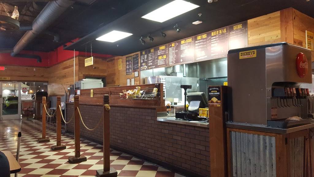 Dickeys Barbecue Pit | restaurant | 5597 S Rainbow Blvd Ste 110, Las Vegas, NV 89118, USA | 7027764200 OR +1 702-776-4200