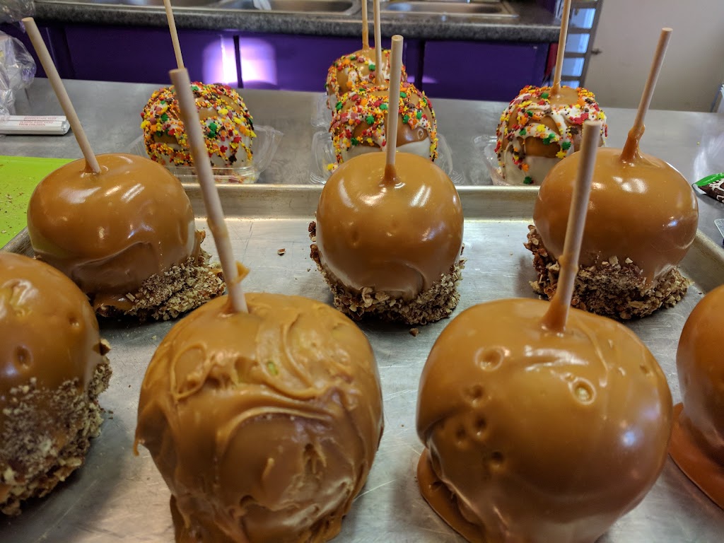 Purple Cow Ice Cream Parlor and Cafe | cafe | 10 Purple Cow Rd, Waynesboro, VA 22980, USA | 5406491400 OR +1 540-649-1400