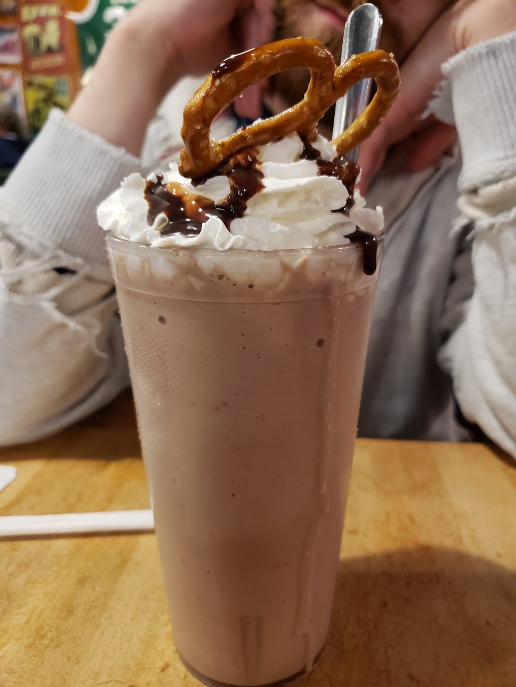 Mr. Bartleys Burger Cottage | restaurant | 1246 Massachusetts Ave, Cambridge, MA 02138, USA | 6173546559 OR +1 617-354-6559