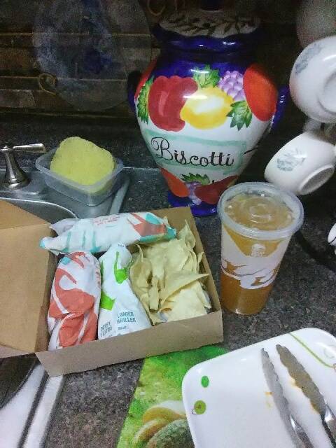 Taco Bell | meal takeaway | 2036 Jerome Ave, The Bronx, NY 10453, USA | 9293587058 OR +1 929-358-7058