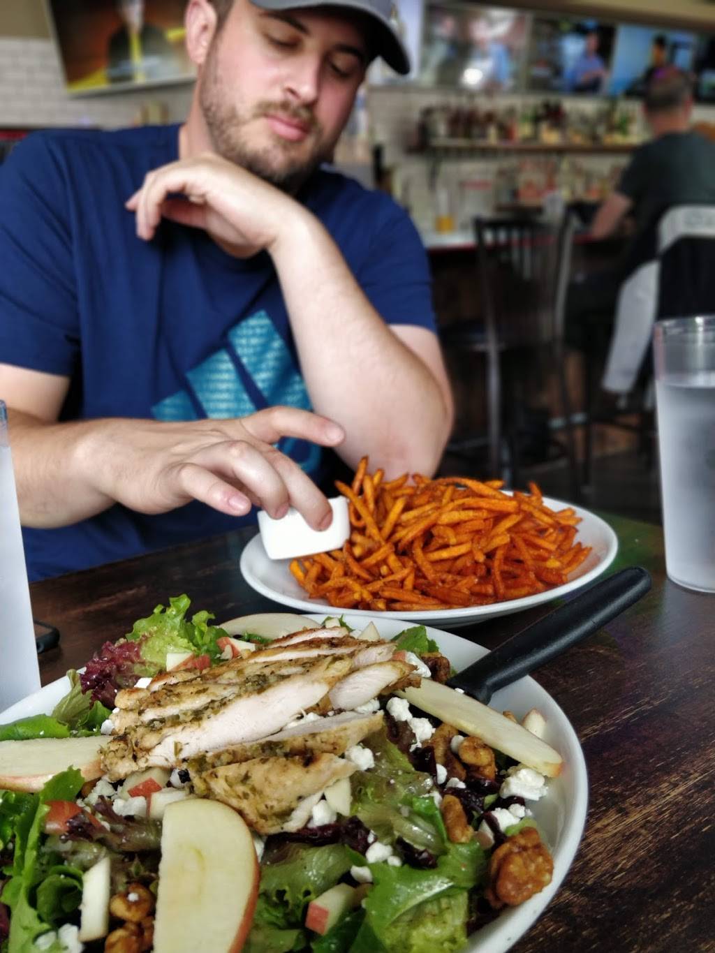 Schmizza Public House | restaurant | 998 NE Orenco Station Pkwy, Hillsboro, OR 97124, USA | 5037187120 OR +1 503-718-7120