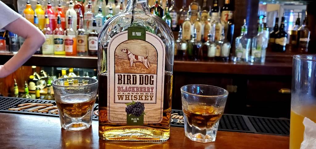 Lariat Bar & Grill | restaurant | 1121 Grand Ave, Grand Lake, CO 80447, USA | 9706279965 OR +1 970-627-9965