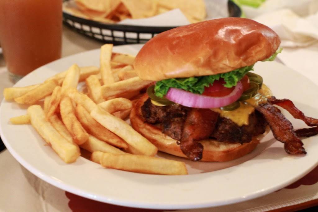 Mezcalero | restaurant | 6869 W Forest Home Ave, Greenfield, WI 53220, USA | 4148978296 OR +1 414-897-8296