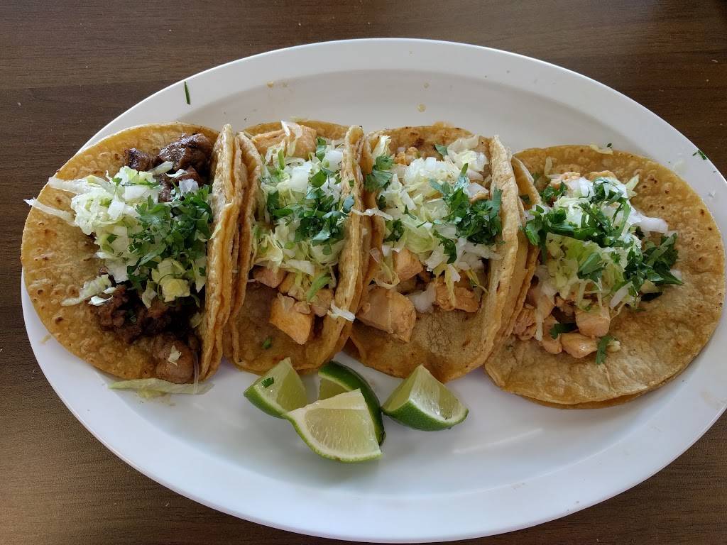 Chris Ice Cream | restaurant | 1405 E 86th St, Indianapolis, IN 46240, USA | 3172552156 OR +1 317-255-2156