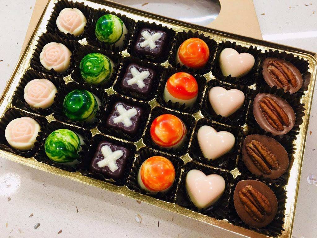 小锅兒 Lil Pot | restaurant | G1 - 220 King St N N2J 3Y7, Waterloo, ON N2J 2Y7, Canada | 5199548666 OR +1 519-954-8666