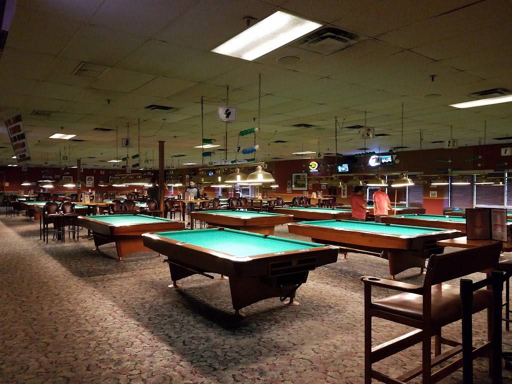 Shooters Billiard Club & Pub | meal takeaway | 1934 State Hwy 13, Burnsville, MN 55337, USA | 9528941100 OR +1 952-894-1100
