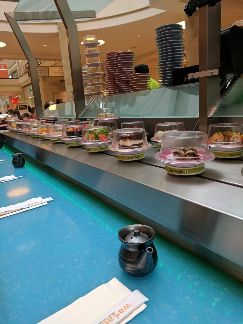 Wasabi | restaurant | 1961 Chain Bridge Rd, McLean, VA 22102, USA | 7033880646 OR +1 703-388-0646