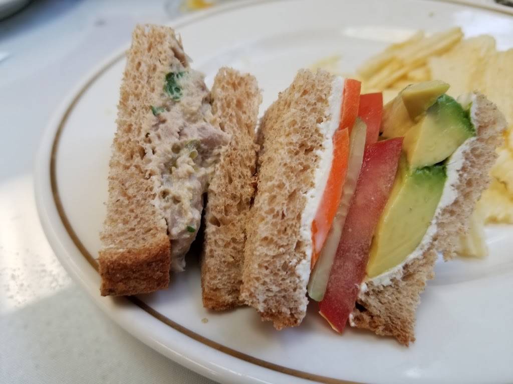 Village Cafe | restaurant | 4541 FM 2351, Friendswood, TX 77546, USA | 2814826271 OR +1 281-482-6271