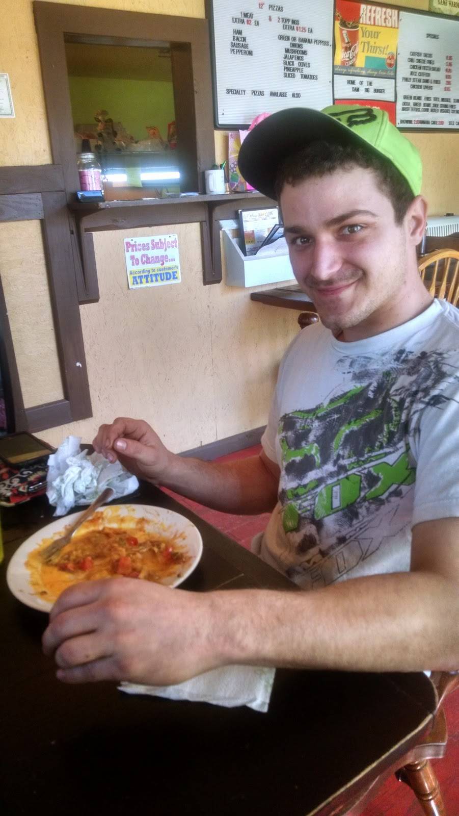 T House BBQ | restaurant | 8494 Willow Grove Hwy, Allons, TN 38541, USA | 9318236956 OR +1 931-823-6956