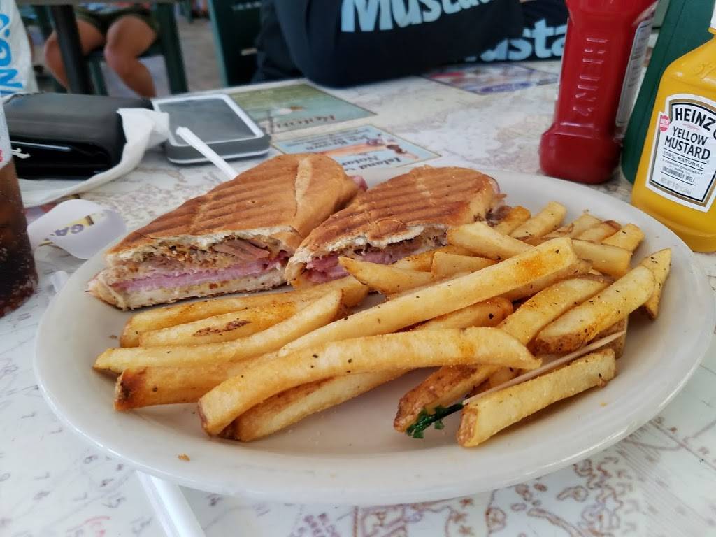 Waterside Grill | restaurant | 15001 Gasparilla Rd, Placida, FL 33946, USA | 9416970724 OR +1 941-697-0724