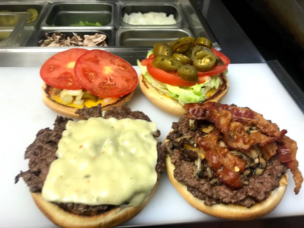 West Street Burger South Wichita | restaurant | 2560 S Seneca St, Wichita, KS 67217, USA | 3164405365 OR +1 316-440-5365
