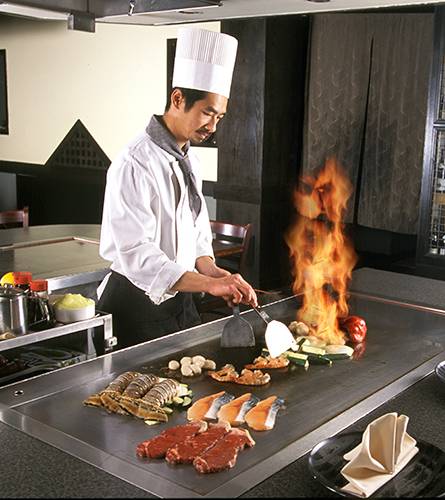 Prince Japanese Steak House | restaurant | 5555 Eglinton Ave W, Etobicoke, ON M9C 5M1, Canada | 4166952828 OR +1 416-695-2828