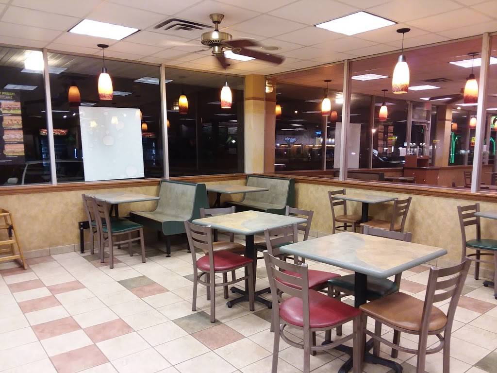 Subway | restaurant | 203 Hwy 79 N, Henderson, TX 75652, USA | 9036572919 OR +1 903-657-2919