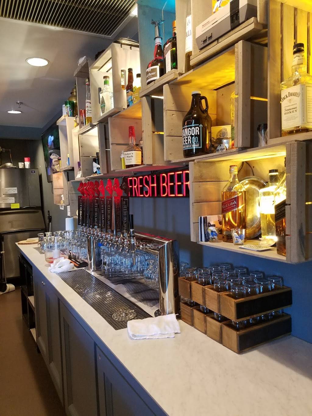 Bangor Beer Co. | restaurant | 330 Bangor Mall Blvd, Bangor, ME 04401, USA | 2079476960 OR +1 207-947-6960