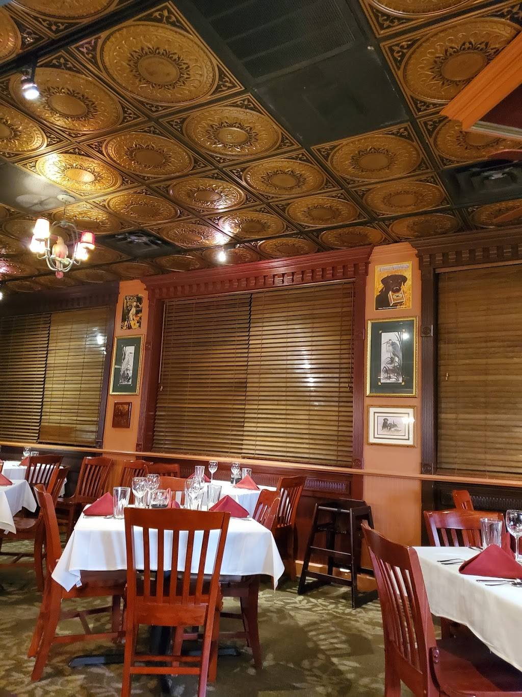 Ducks Grille & Bar | restaurant | 1207 Gum Branch Rd, Jacksonville, NC 28540, USA | 9104559128 OR +1 910-455-9128