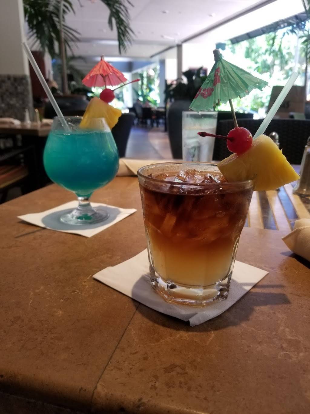 Bibas Courtyard Grill | restaurant | 2055 Kalia Rd, Honolulu, HI 96815, USA | 8089559635 OR +1 808-955-9635