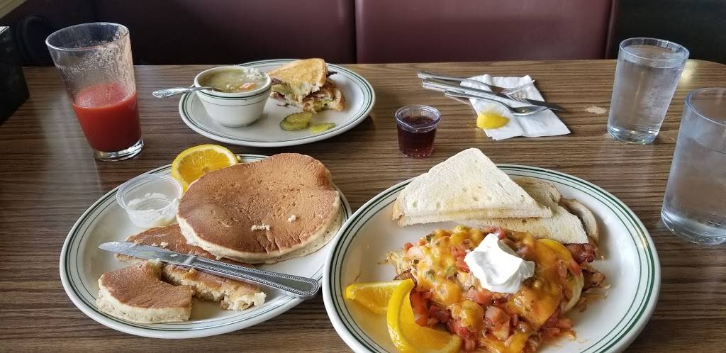 Boulevard Cafe & Grill | restaurant | 1096 Petaluma Blvd N, Petaluma, CA 94952, USA | 7077730925 OR +1 707-773-0925