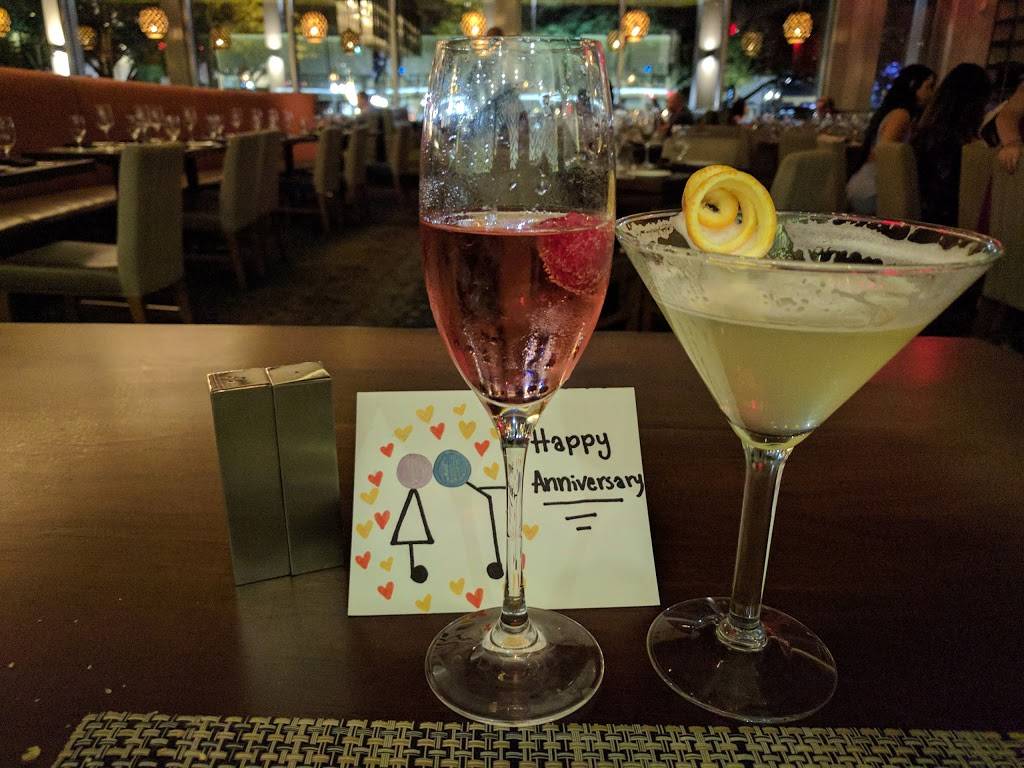 Del Friscos Double Eagle Steakhouse | restaurant | 9150 International Dr, Orlando, FL 32819, USA | 4073515074 OR +1 407-351-5074