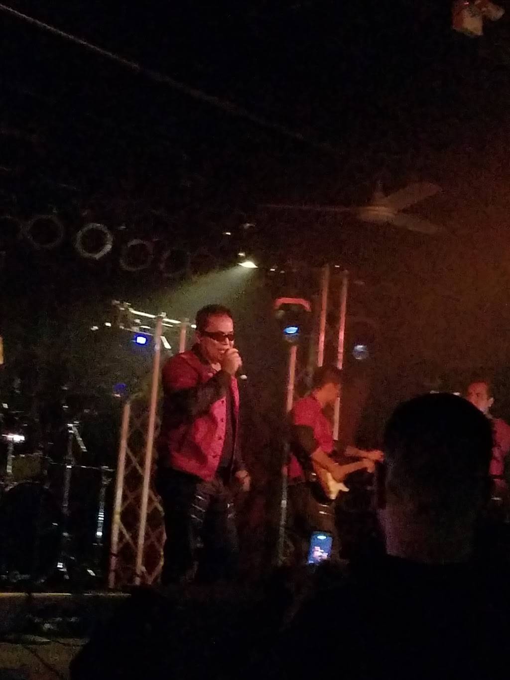 C Club | night club | 2445 Church Rd, Aurora, IL 60502, USA | 6308517028 OR +1 630-851-7028