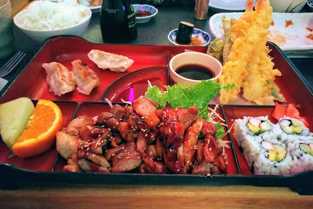 Sushi Mania | restaurant | 1711 Branham Ln, San Jose, CA 95118, USA | 4082653929 OR +1 408-265-3929