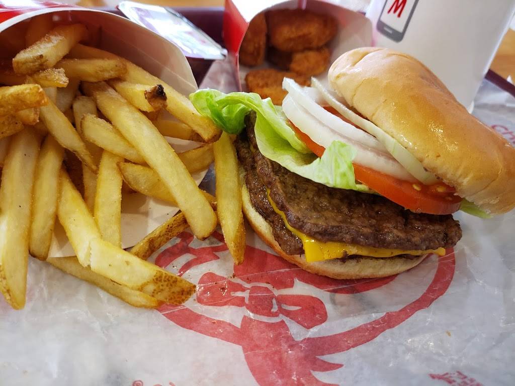 Wendys | restaurant | 30725 West 12 Mile Road, Farmington, MI 48334, USA | 2484747500 OR +1 248-474-7500