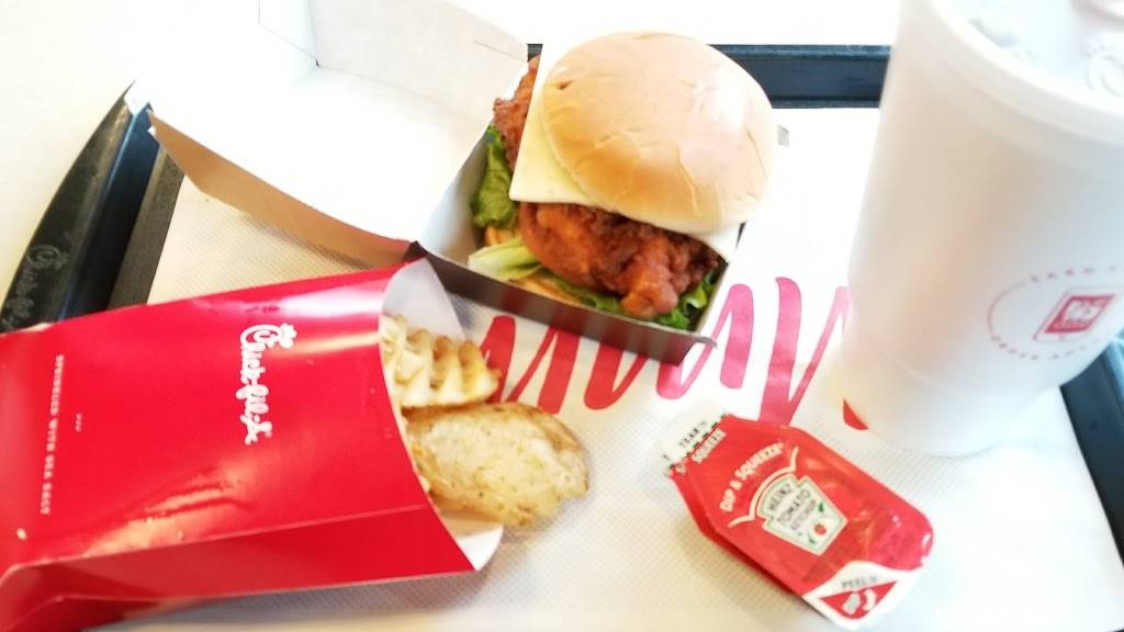 Chick-fil-A | restaurant | 2008 E Joppa Rd, Parkville, MD 21234, USA | 4106682444 OR +1 410-668-2444