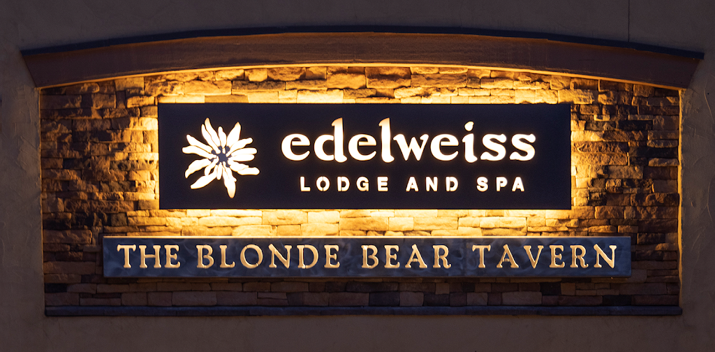 The Blonde Bear Tavern | restaurant | 106 Sutton Pl Suite 1, Taos Ski Valley, NM 87525, USA | 5757376900 OR +1 575-737-6900