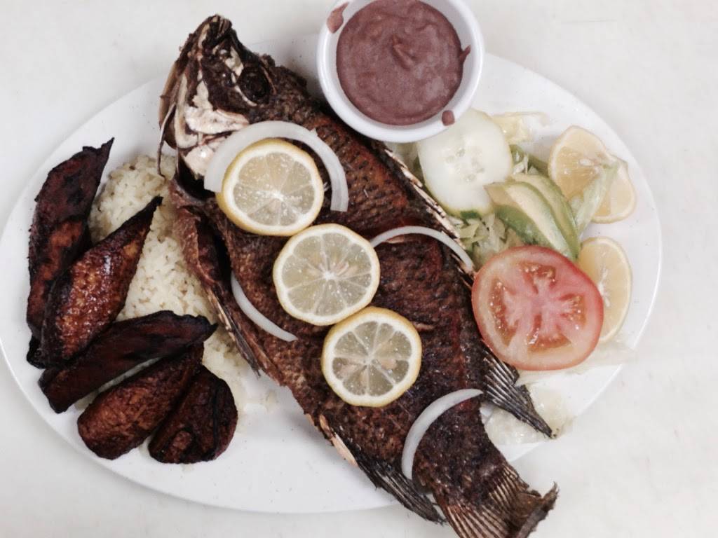 Las Pupusas Mama Lita | restaurant | 1450 N Santa Fe Ave, Vista, CA 92083, USA | 7609419197 OR +1 760-941-9197