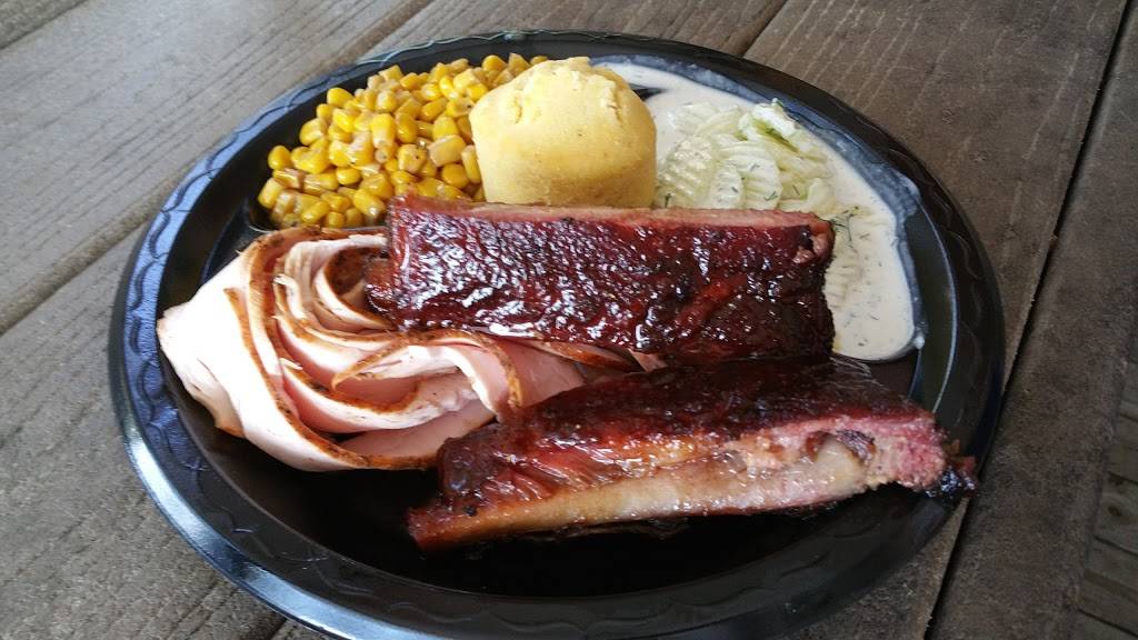 Captains BBQ | restaurant | 5862 N Ocean Shore Blvd, Palm Coast, FL 32137, USA | 3865972888 OR +1 386-597-2888