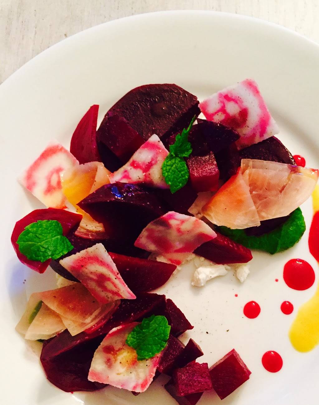 The Stone Hearth & Manor House Kitchen | restaurant | 2627 Old Forest Rd, Lynchburg, VA 24501, USA | 4342772295 OR +1 434-277-2295