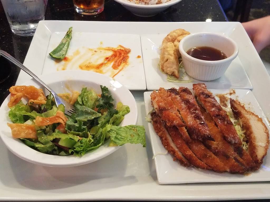 Sky Sushi | restaurant | 3907 Park Dr #125, El Dorado Hills, CA 95762, USA | 9169416310 OR +1 916-941-6310