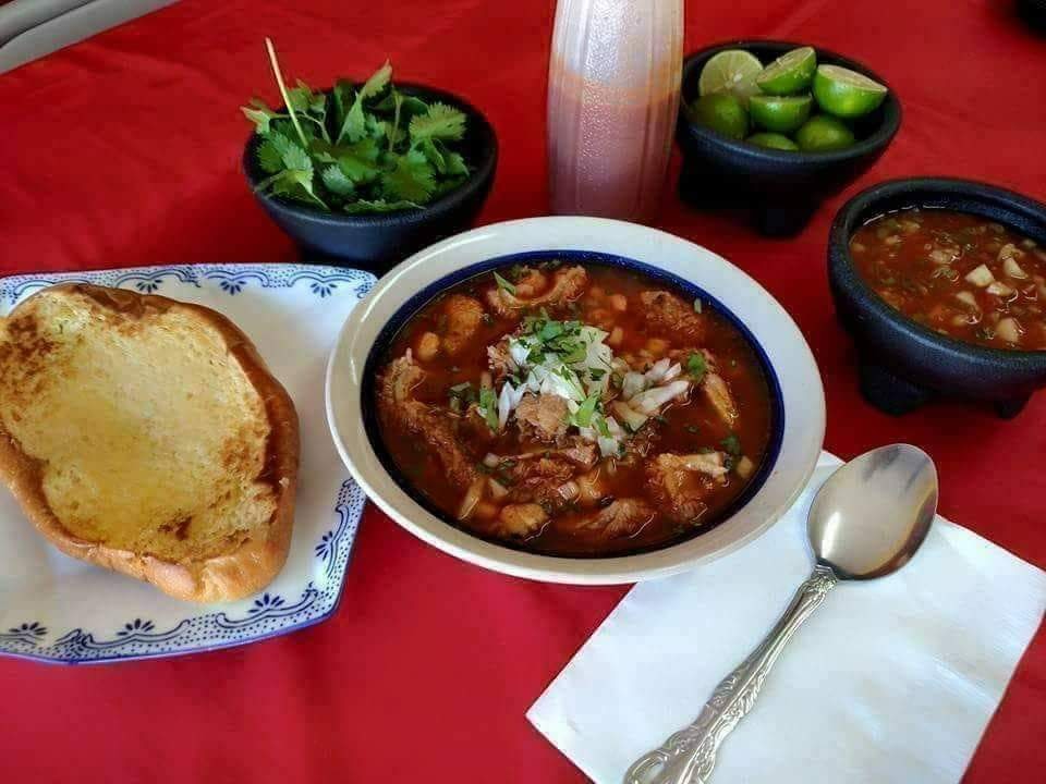 Birrieria Del Pueblo & Cantina | restaurant | 2015 W 8th St, Yuma, AZ 85364, USA | 9287508678 OR +1 928-750-8678